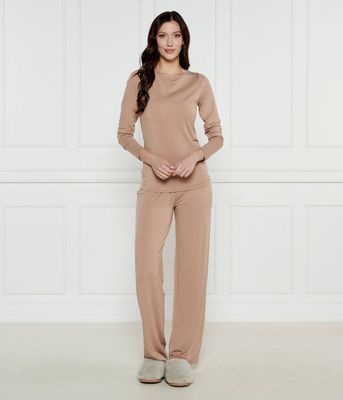 Piżama gładka Emporio Armani ze sklepu: Gomez Fashion Store w kategorii: Piżamy damskie - zdjęcie 874714-BD9-10338_EB245W000018N40