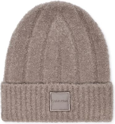 Czapka zimowa damska Calvin Klein ze sklepu: Gomez Fashion Store w kategorii: Czapki zimowe damskie - zdjęcie 874714-BD9-10338_CK245W000035C31
