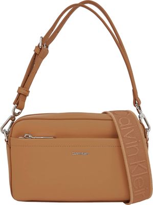 Listonoszka Calvin Klein ze sklepu: Gomez Fashion Store w kategorii: Listonoszki - zdjęcie 874714-BD9-10338_CK245W000096C36