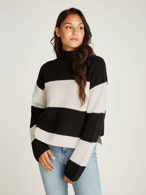 Sweter damski na zimę Calvin Klein Jeans ze sklepu: Gomez Fashion Store w kategorii: Swetry damskie - zdjęcie 874714-BD9-10338_CJ245W000162186