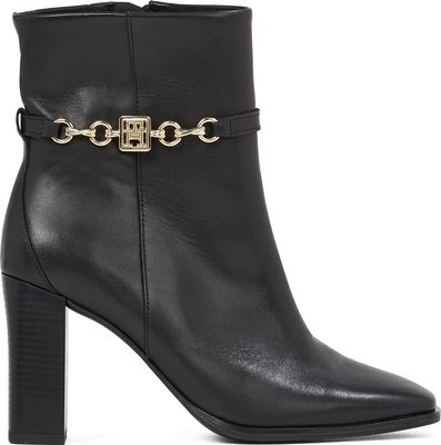 Botki na jesień Tommy Hilfiger ze sklepu: Gomez Fashion Store w kategorii: Botki - zdjęcie 874714-BD9-10338_TH245W000055D12