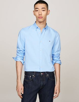 Koszula męska z kołnierzykiem button down Tommy Hilfiger ze sklepu: Gomez Fashion Store w kategorii: Koszule męskie - zdjęcie 874714-BD9-10338_TH245M000223346