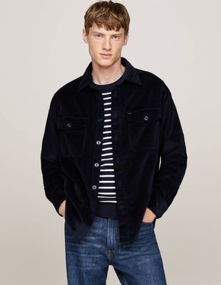 Koszula męska z klasycznym kołnierzykiem casual Tommy Hilfiger ze sklepu: Gomez Fashion Store w kategorii: Koszule męskie - zdjęcie 874714-BD9-10338_TH245M000294F23