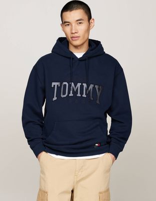 Bluza męska zimowa Tommy Jeans ze sklepu: Gomez Fashion Store w kategorii: Bluzy męskie - zdjęcie 874714-BD9-10338_TM245M000181072
