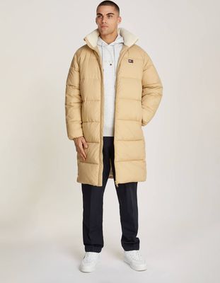 Kurtka męska na zimę Tommy Jeans ze sklepu: Gomez Fashion Store w kategorii: Kurtki męskie - zdjęcie 874714-BD9-10338_TM245M000184216