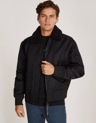 Kurtka męska casual Calvin Klein Jeans ze sklepu: Gomez Fashion Store w kategorii: Kurtki męskie - zdjęcie 874714-BD9-10338_CJ245M000077A81