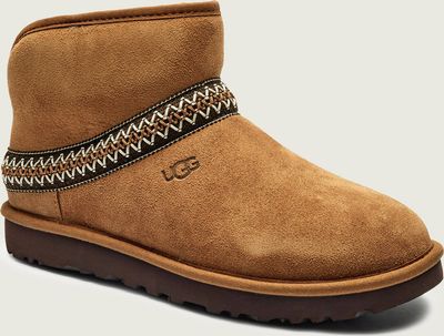 Śniegowce damskie na zimę UGG ze sklepu: Gomez Fashion Store w kategorii: Śniegowce damskie - zdjęcie 874714-BD9-10338_UG245W000031008