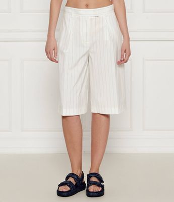 Szorty na wiosnę Liu Jo ze sklepu: Gomez Fashion Store w kategorii: Szorty - zdjęcie 874714-BD9-10338_LC251W000030Z58