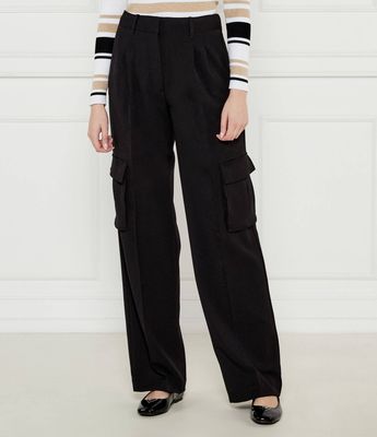 Spodnie damskie casual Guess ze sklepu: Gomez Fashion Store w kategorii: Spodnie damskie - zdjęcie 874714-BD9-10338_GJ251W000031058
