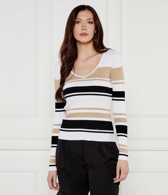 Guess - Sweter damski casual na zimę ze sklepu: Gomez Fashion Store w kategorii: Swetry damskie - zdjęcie 874714-BD9-10338_GJ251W000043R16