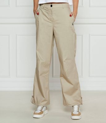 Spodnie damskie casualowe na wiosnę Karl Lagerfeld ze sklepu: Gomez Fashion Store w kategorii: Spodnie damskie - zdjęcie 874714-BD9-10338_KL251W000132461