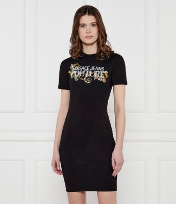 Sukienka prosta casual Versace Jeans Couture ze sklepu: Gomez Fashion Store w kategorii: Sukienki - zdjęcie 874714-BD9-10338_VR252W000050A06