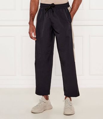 Spodnie męskie jesienne sportowe EA7 ze sklepu: Gomez Fashion Store w kategorii: Spodnie męskie - zdjęcie 874714-BD9-10338_E7252M000046C51