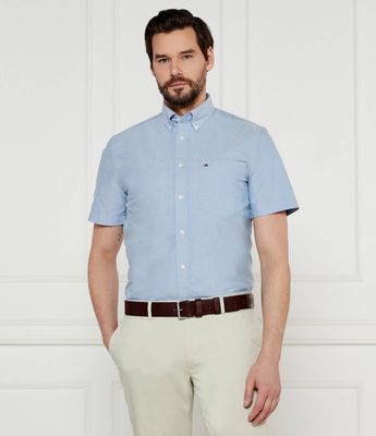 Koszula męska na wiosnę z kołnierzykiem button down Tommy Hilfiger ze sklepu: Gomez Fashion Store w kategorii: Koszule męskie - zdjęcie 874714-BD9-10338_TH252M000210D11