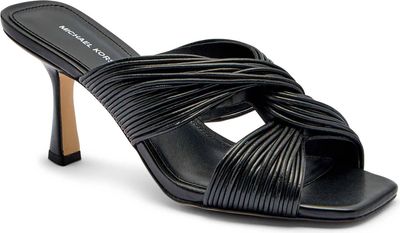 Klapki damskie na lato Michael Kors ze sklepu: Gomez Fashion Store w kategorii: Klapki damskie - zdjęcie 874714-BD9-10338_MK252W000064001