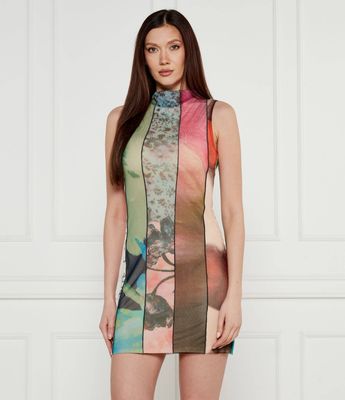 Sukienka na wiosnę dopasowana Desigual ze sklepu: Gomez Fashion Store w kategorii: Sukienki - zdjęcie 874714-BD9-10338_DU252W000092A01