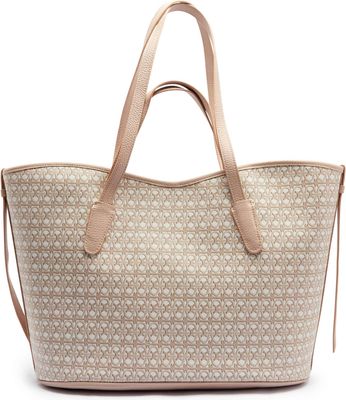 Shopper bag na wiosnę Coccinelle ze sklepu: Gomez Fashion Store w kategorii: Torby Shopper bag - zdjęcie 874714-BD9-10338_CL252W000035919