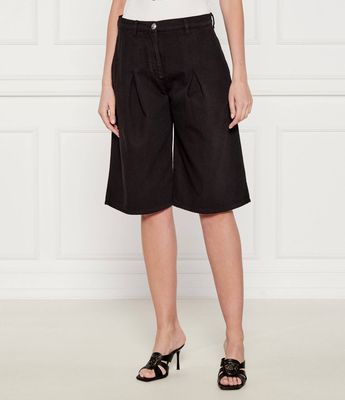 Pinko - Szorty casual ze sklepu: Gomez Fashion Store w kategorii: Szorty - zdjęcie 874714-BD9-10338_PI252W000055099