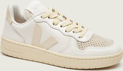 VEJA - Buty sportowe damskie wiosenne ze sklepu: Gomez Fashion Store w kategorii: Buty sportowe damskie - zdjęcie 874714-BD9-10338_VH252W000012031