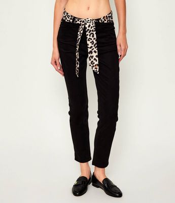Jeansy damskie wiosenne Marc Cain ze sklepu: Gomez Fashion Store w kategorii: Jeansy damskie - zdjęcie 874714-BD9-10338_CR254W000101900