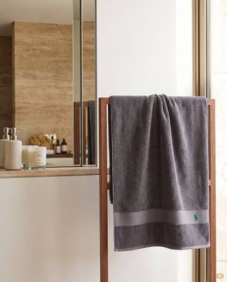 Ręcznik Ralph Lauren Home ze sklepu: Gomez Fashion Store w kategorii: Ręczniki - zdjęcie 874714-BD9-10338_RH252U000005RCZ