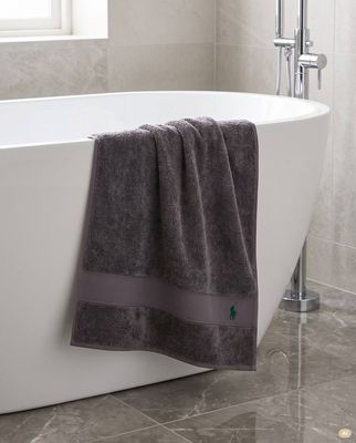Ręcznik Ralph Lauren Home ze sklepu: Gomez Fashion Store w kategorii: Ręczniki - zdjęcie 874714-BD9-10338_RH252U000008RCZ