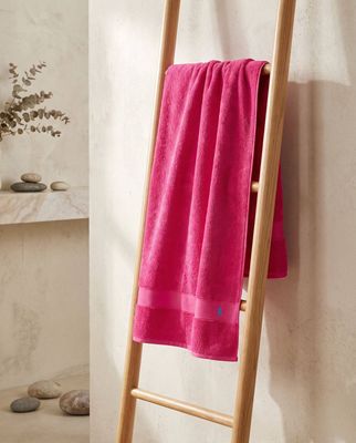 Ręcznik Ralph Lauren Home ze sklepu: Gomez Fashion Store w kategorii: Ręczniki - zdjęcie 874714-BD9-10338_RH252U00000501Z