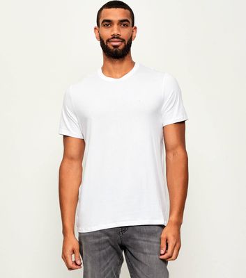 T-shirt męski casual Calvin Klein ze sklepu: Gomez Fashion Store w kategorii: T-shirty męskie - zdjęcie 874714-BD9-10338_CK254M000021257