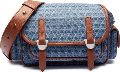 Listonoszka w stylu młodzieżowym Coccinelle ze sklepu: Gomez Fashion Store w kategorii: Listonoszki - zdjęcie 874714-BD9-10338_CL254W000028377