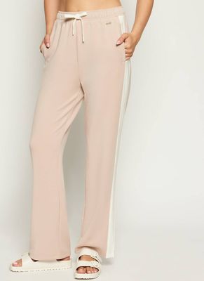 Spodnie damskie sportowe na wiosnę BOSS BLACK ze sklepu: Gomez Fashion Store w kategorii: Spodnie damskie - zdjęcie 874714-BD9-10338_BW255W000019270