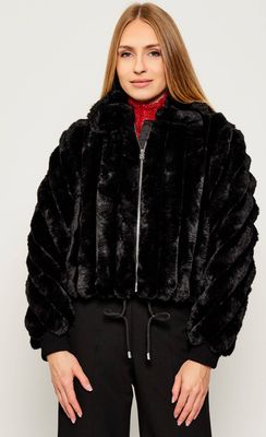 Futro damskie casual HUGO ze sklepu: Gomez Fashion Store w kategorii: Futra damskie - zdjęcie 874714-BD9-10338_BU255W000086001