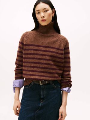 Sweter damski zimowy casual Tommy Hilfiger ze sklepu: Gomez Fashion Store w kategorii: Swetry damskie - zdjęcie 874714-BD9-10338_TH255W000205Z84
