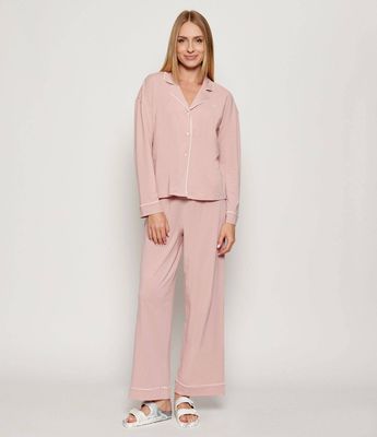 Piżama casual Tommy Hilfiger ze sklepu: Gomez Fashion Store w kategorii: Piżamy damskie - zdjęcie 874714-BD9-10338_TU255W000003F70
