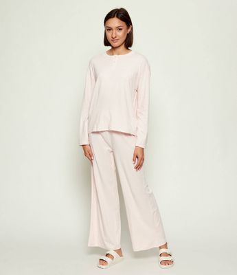 Piżama Tommy Hilfiger ze sklepu: Gomez Fashion Store w kategorii: Piżamy damskie - zdjęcie 874714-BD9-10338_TU255W000012P64