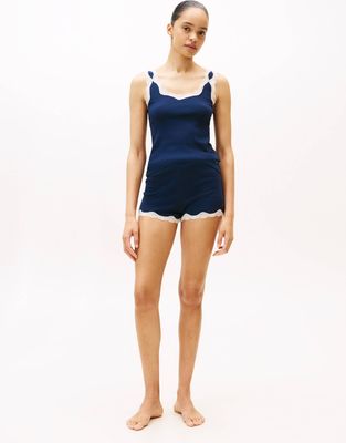 Piżama casual Tommy Hilfiger ze sklepu: Gomez Fashion Store w kategorii: Piżamy damskie - zdjęcie 874714-BD9-10338_TU255W000025F71