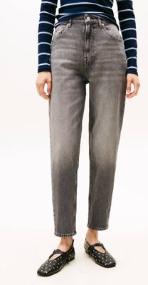 Jeansy damskie na wiosnę Tommy Jeans ze sklepu: Gomez Fashion Store w kategorii: Jeansy damskie - zdjęcie 874714-BD9-10338_TM255W000074Z92