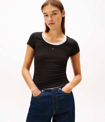 Tommy Jeans - Bluzka damska na wiosnę ze sklepu: Gomez Fashion Store w kategorii: Bluzki damskie - zdjęcie 874714-BD9-10338_TM255W000147D44