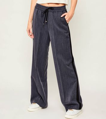 Spodnie damskie w stylu retro Liu Jo ze sklepu: Gomez Fashion Store w kategorii: Spodnie damskie - zdjęcie 874714-BD9-10338_LC254W000056Z97