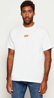 T-shirt męski na wiosnę Versace Jeans Couture ze sklepu: Gomez Fashion Store w kategorii: T-shirty męskie - zdjęcie 874714-BD9-10338_VR255M000065A10