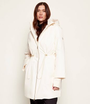 Parka damska casual Armani Exchange ze sklepu: Gomez Fashion Store w kategorii: Parki damskie - zdjęcie 874714-BD9-10338_AX255W000046H56