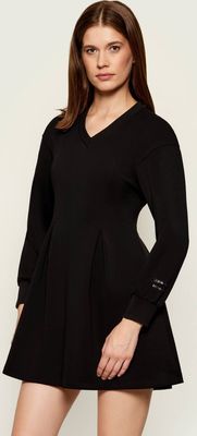 Sukienka na jesień casualowa Armani Exchange ze sklepu: Gomez Fashion Store w kategorii: Sukienki - zdjęcie 874714-BD9-10338_AX255W000060H50
