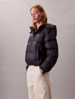Kurtka damska na jesień Calvin Klein Jeans ze sklepu: Gomez Fashion Store w kategorii: Kurtki damskie - zdjęcie 874714-BD9-10338_CJ255W000035Y23
