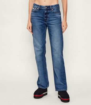 Jeansy damskie na wiosnę Calvin Klein Jeans ze sklepu: Gomez Fashion Store w kategorii: Jeansy damskie - zdjęcie 874714-BD9-10338_CJ255W000071Y46