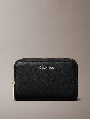Portfel damski Calvin Klein ze sklepu: Gomez Fashion Store w kategorii: Portfele damskie - zdjęcie 874714-BD9-10338_CK255W000036332