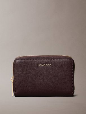 Portfel damski Calvin Klein ze sklepu: Gomez Fashion Store w kategorii: Portfele damskie - zdjęcie 874714-BD9-10338_CK255W000036D75