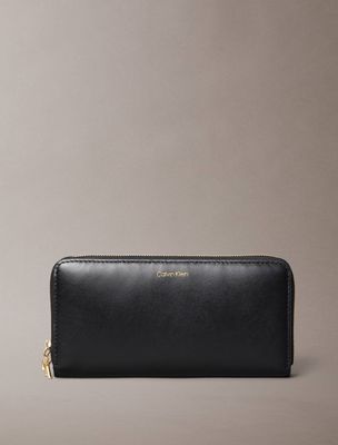 Portfel damski Calvin Klein ze sklepu: Gomez Fashion Store w kategorii: Portfele damskie - zdjęcie 874714-BD9-10338_CK255W000037544