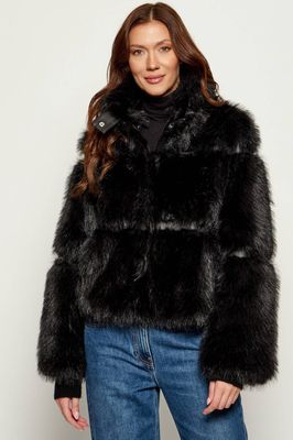 Futro damskie na jesień Patrizia Pepe ze sklepu: Gomez Fashion Store w kategorii: Futra damskie - zdjęcie 874714-BD9-10338_PK255W000054049