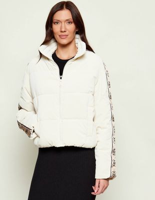 Kurtka damska GUESS ACTIVE ze sklepu: Gomez Fashion Store w kategorii: Kurtki damskie - zdjęcie 874714-BD9-10338_GV255W000035I52