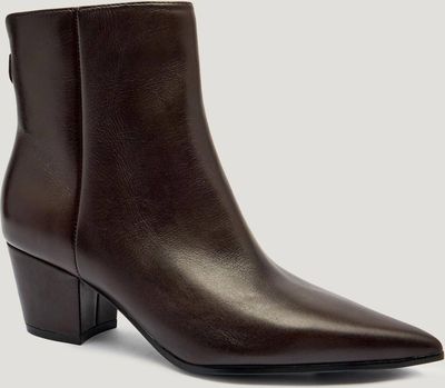 Botki jesienne Guess ze sklepu: Gomez Fashion Store w kategorii: Botki - zdjęcie 874714-BD9-10338_GU255W000272211
