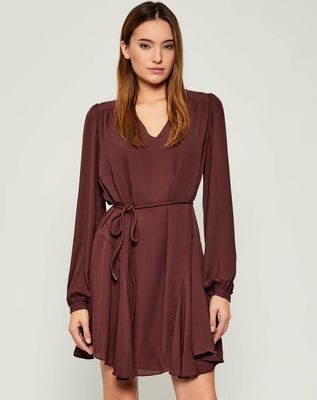Sukienka Guess ze sklepu: Gomez Fashion Store w kategorii: Sukienki - zdjęcie 874714-BD9-10338_GJ255W000013L88